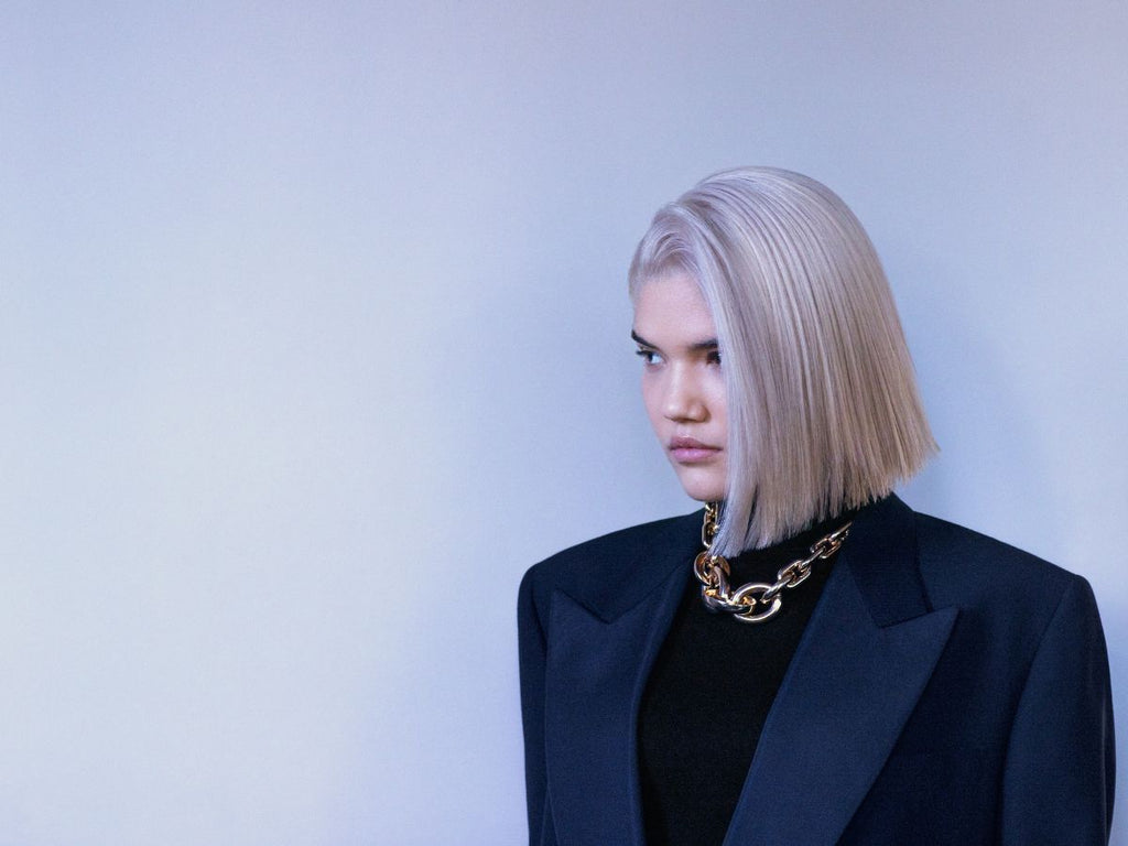 Quels sont les effets de la décoloration sur les cheveux ?