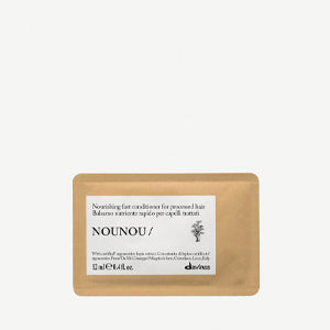 Cheveux abîmés - NOUNOU Conditioner 12ml Cet <b>après-shampoing pour cheveux secs</b> nourrit intensément et démêle en douceur. Enrichi en extrait de lupin, il révèle une chevelure souple, brillante et délicatement parfumée Default Title Davines