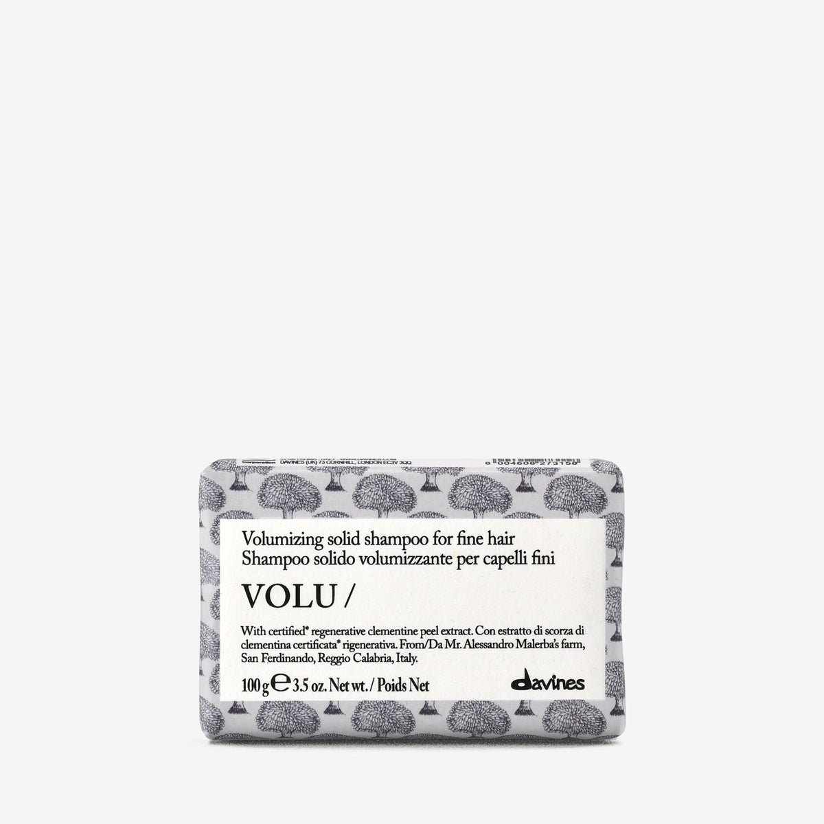Davines France VOLU Solid Shampoo - Découvrez ce shampoing solide pour cheveux fins qui apporte volume et légèreté. Une formule naturelle enrichie en extrait d'écorce de clémentine qui sublime votre chevelure délicate avec douceur