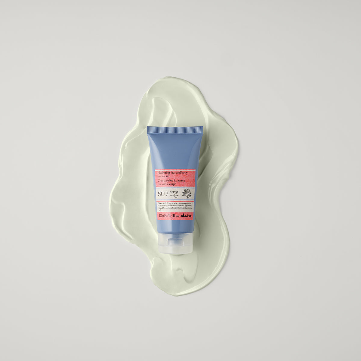 Davines France SU SPF30 - Cette crème solaire SPF 30 protège et hydrate intensément votre visage comme votre corps, pour une peau sublimée sous le soleil