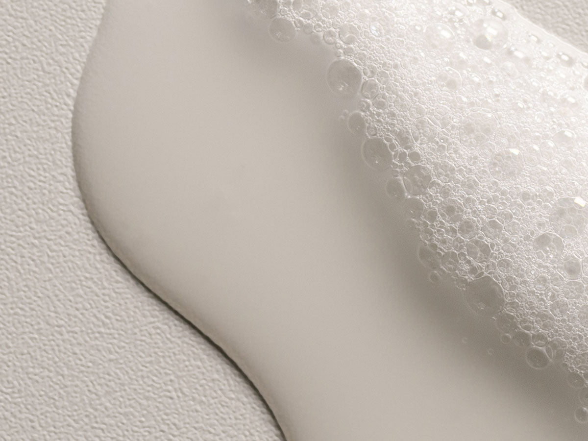Davines-OI-ingredient-Roucou-oil_3_9400666b-c848-4548-91c0-79ad91a45f50