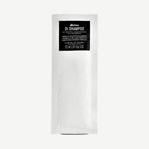 OI
Shampoo - Apporte douceur et brillance Shampoing doux riche en huile de Roucou pour des cheveux souples et volumineux 12 ml Davines
