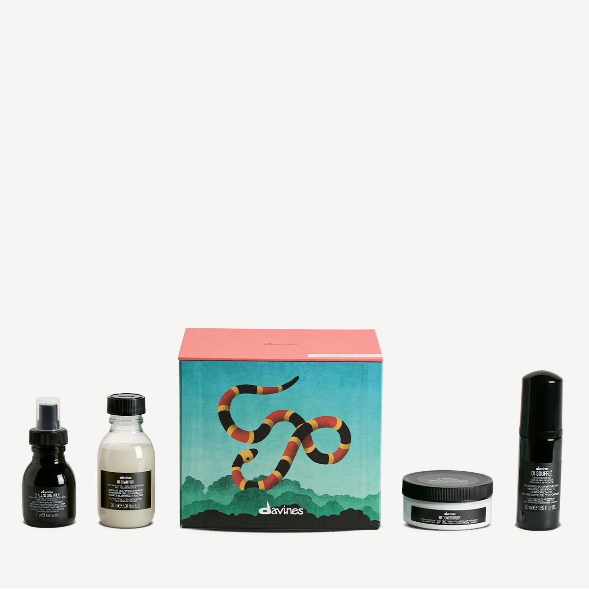 Davines France Coffret Découverte OI - Format voyage pour une brillance immédiate et une douceur extrême — le cadeau idéal à offrir ou à emporter partout
