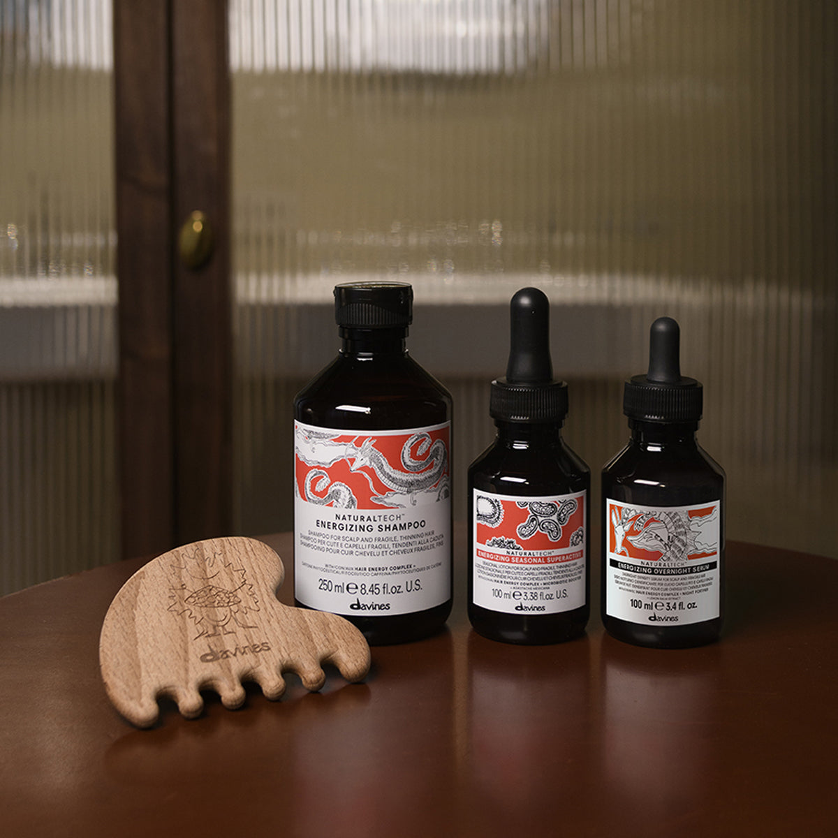 Davines France Gua Sha en bois - Gua Sha massant pour le cuir chevelu et le visage