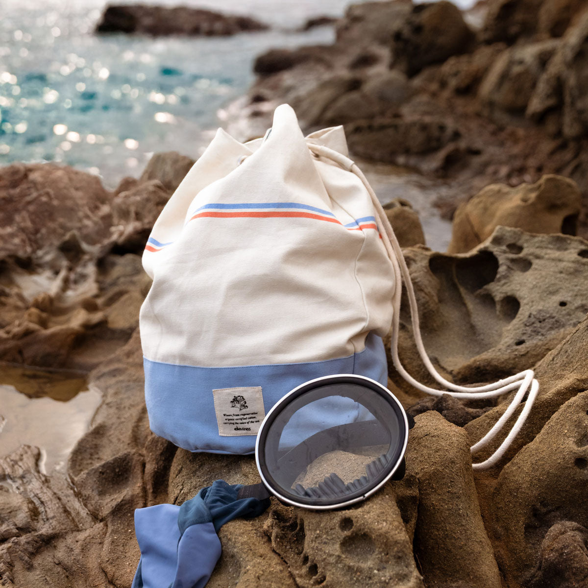 Davines France Sac à dos SU/ - Sac à dos d’été spacieux conçu en coton certifié ROC