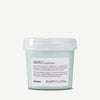 MINU Conditioner Conditionneur après-shampoing pour cheveux colorés qui protège et illumine la couleur cosmétique. 250 ml  Davines
