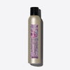 This is a Dry Texturizer  Spray texturisant sec qui apporte du corps et du dynamisme aux cheveux avec un fini naturel.  250 ml  Davines

