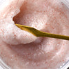 SOLU Sea Salt Scrub Cleanser  Shampoing exfoliant au sel marin pour le cuir chevelu et les cheveux sans volume.    Davines
